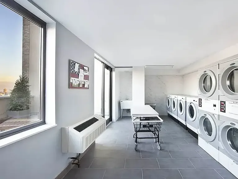 2763 Morris Ave #1007 — Photo 5