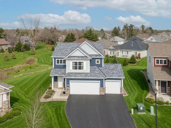 1859 Hinsdale Cir, Hudson, WI 54016