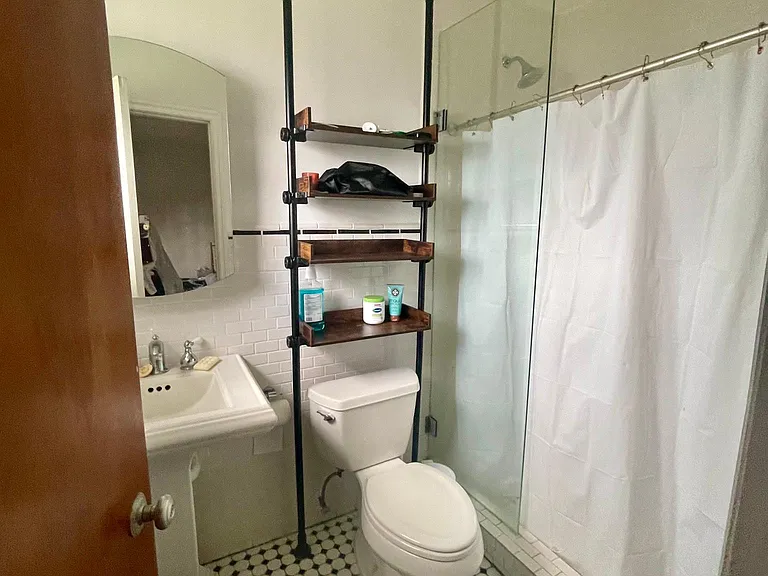 10815 NE 10th Pl — Photo 22
