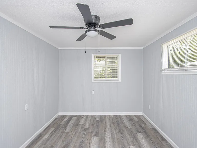 35 Hiland Pl #B — Photo 25