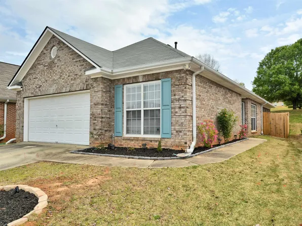 4834 Longmeadow Ln, Bessemer, AL 35022