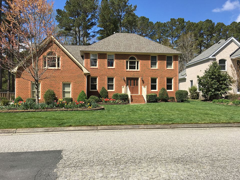 1st image of 1009 Forest Lakes Cir
