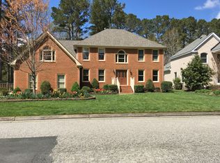 1009 Forest Lakes Cir, Chesapeake, VA 23322