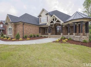 559 Balmoral St, Clayton, NC 27520