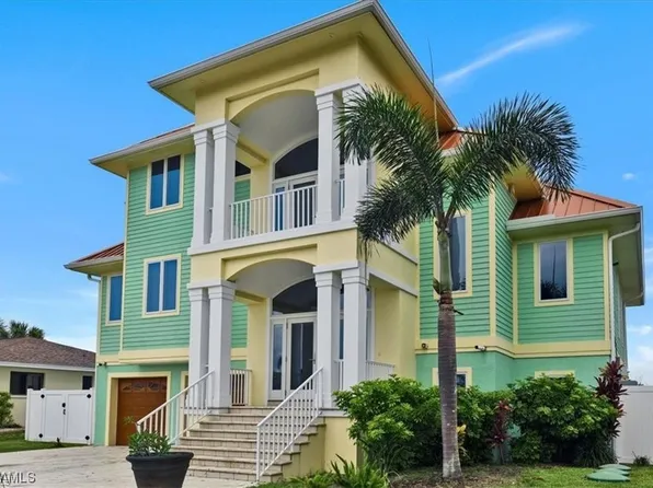 2437 Sapodilla Ln, Saint James City, FL 33956
