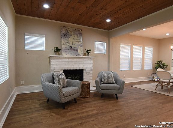 5th image of 407 Cincinnati Ave