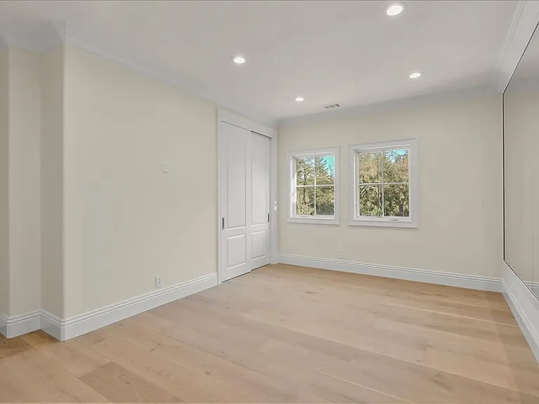 18911 Decatur Rd — Photo 38