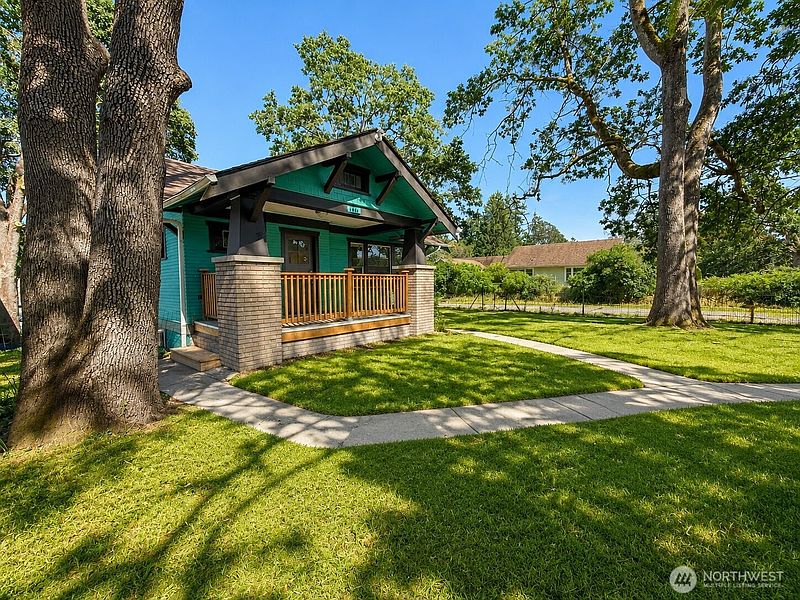 2nd image of 8601 8603 Maple Street SW