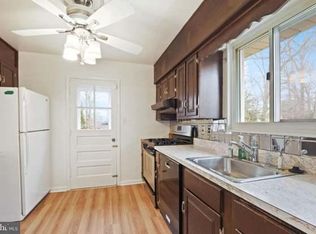 5803 Ash Dr, Springfield, VA 22150