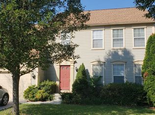 9338 Camphor Ct, Manassas, VA 20110