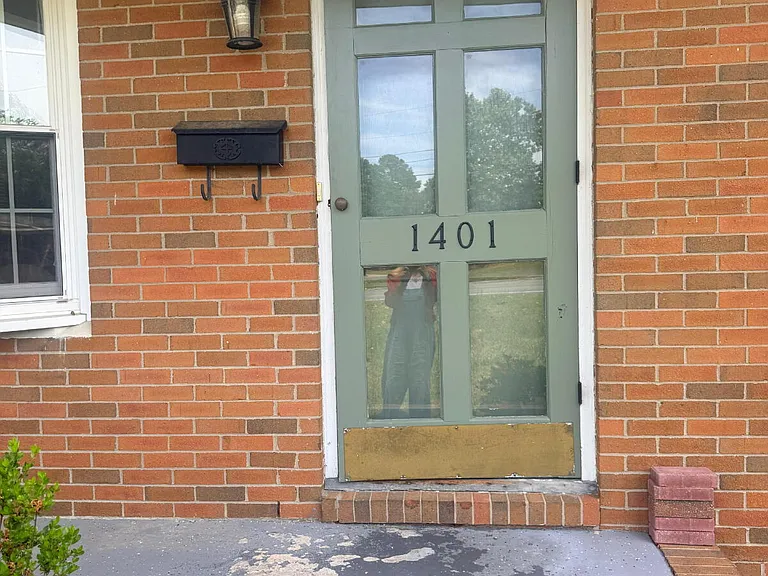 1401 Habersham Dr — Photo 14