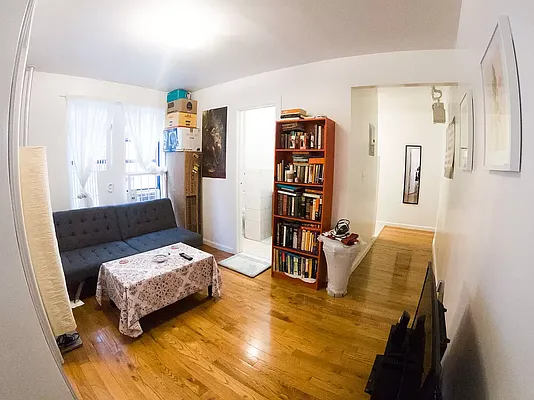 Rented by Roselyn  Fortuna LLC | media 11