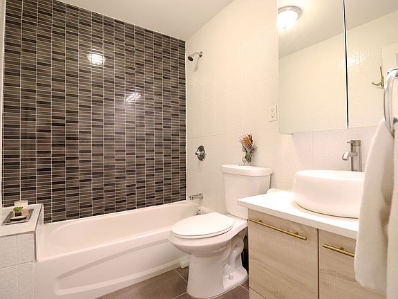 5th image of 505 W 173rd St