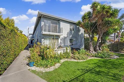 1934 S Holt Ave Photo 1