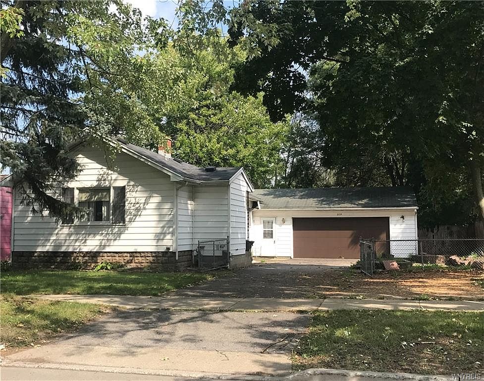 215 Gibson St, Tonawanda, NY 14150 Zillow