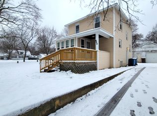 689 Roosevelt Ave E, Battle Creek, MI 49017