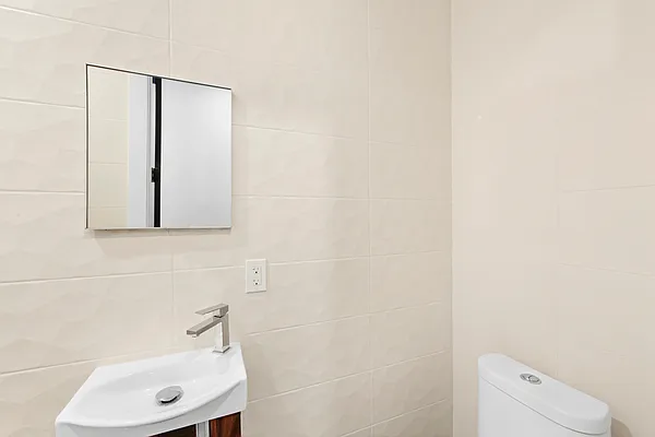 Rented by East Williamsburg Realty Inc | media 7