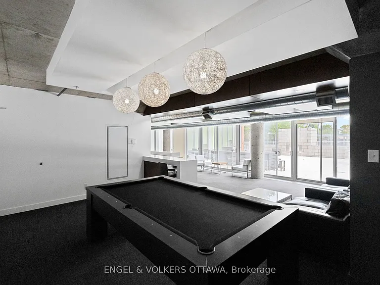 340 McLeod St #935 — Photo 32