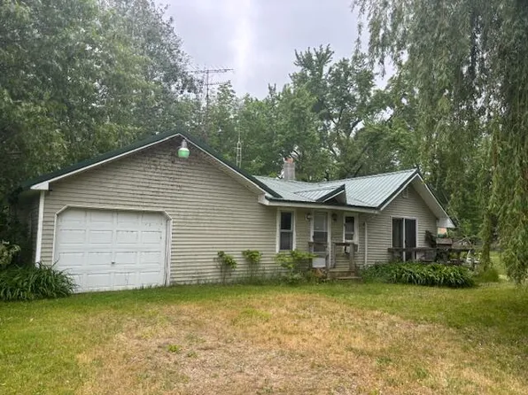 4779 3rd St, Barryton, MI 49305