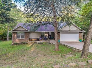 67 S Red Oak Ave, West Fork, AR 72774