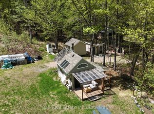 495 Forest View Rd, Hastings Highlands, ON K0L 2A0