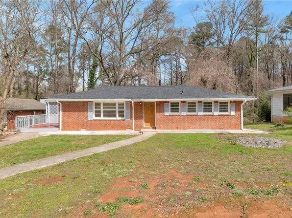 4234 Rockbridge Heights Dr, Stone Mountain, GA 30083