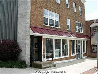 2nd image of 112 Main St