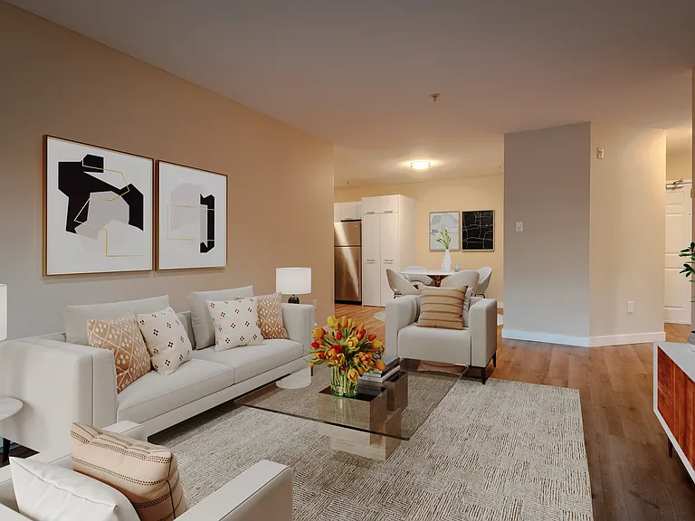 680 Parkland Dr — Photo 3