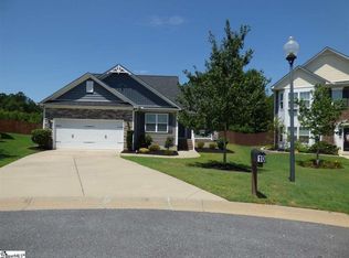 10 Kennard Ct, Simpsonville, SC 29681