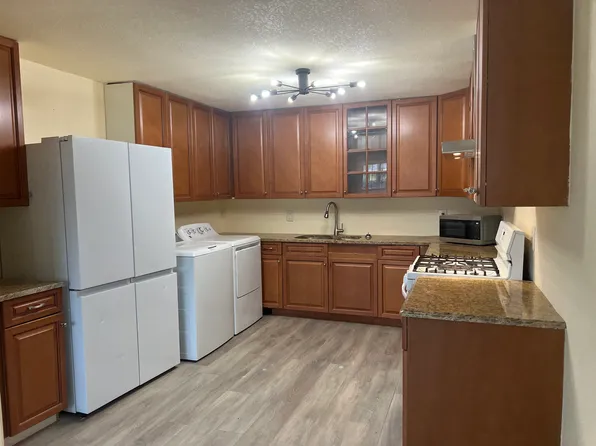 18041 NW 40th Pl, Miami Gardens, FL 33055