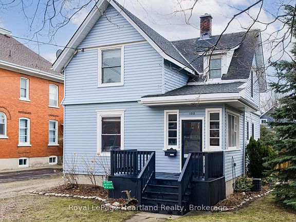 3rd image of 122 Nelson St E