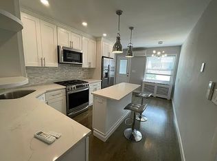 20-47 48th St #A, Astoria, NY 11105