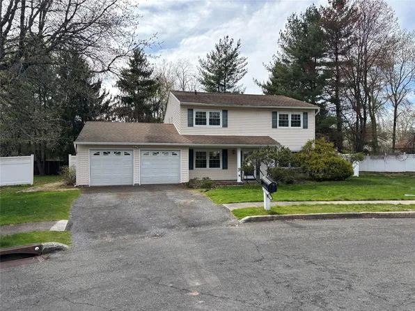 22 Paul Court, Tappan, NY 10983