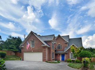 1600 Leeland Way, Knoxville, TN 37919