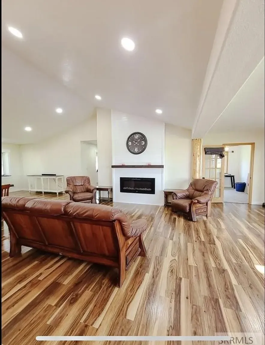 4243 West 49th South - 1 — Photo 3