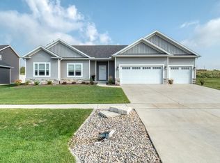 504 Raef Rd, Downs, IL 61736