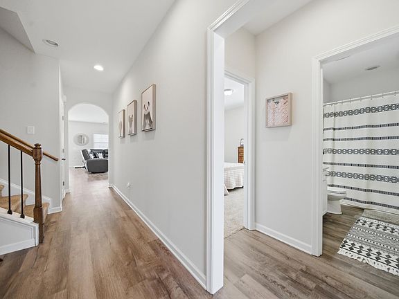 4th image of 1151 Deep Creek Rd