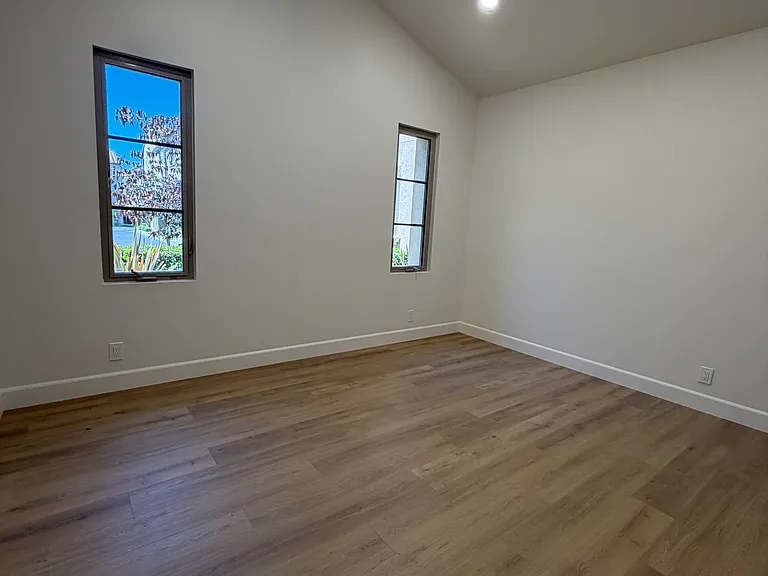 1321 Dahlia Loop — Photo 11