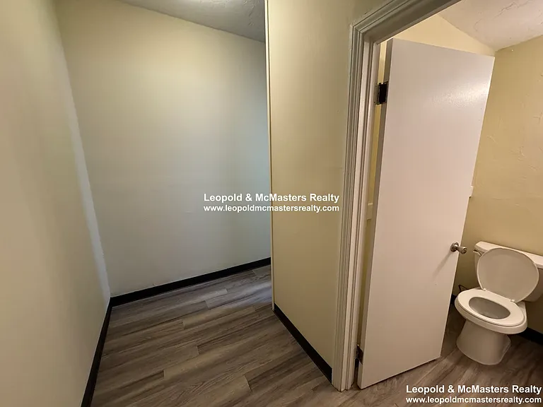 Kelton Street Apartments — Photo 24