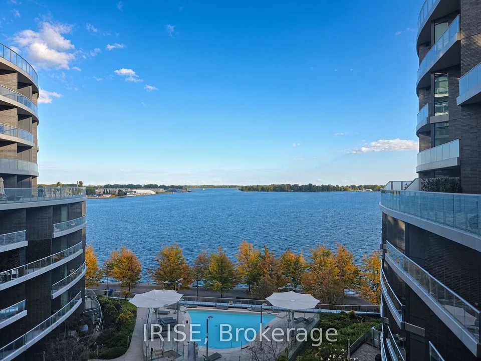 1 Edgewater Dr #708
