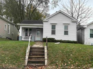 1106 Monroe St, Quincy, IL 62301