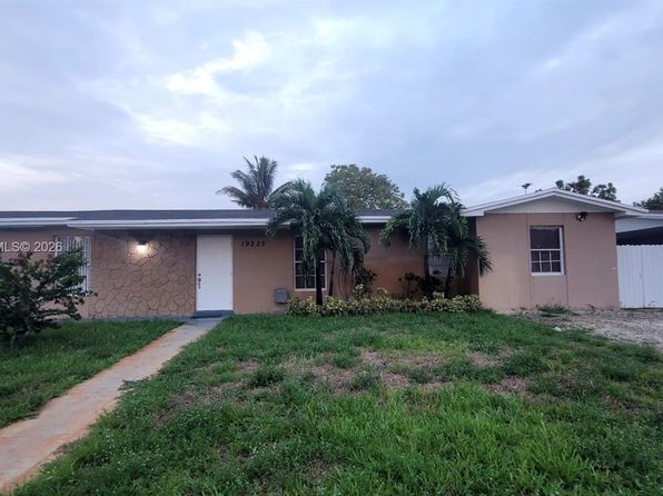 19225 NW 50th Ct #1