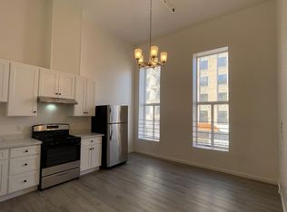 375 12th St UNIT 6, Oakland, CA 94607