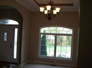 6011 Pebble Creek Dr, Floyds Knobs, IN 47119