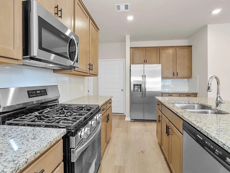 9749 Enclave Ridge Rd — Photo 12