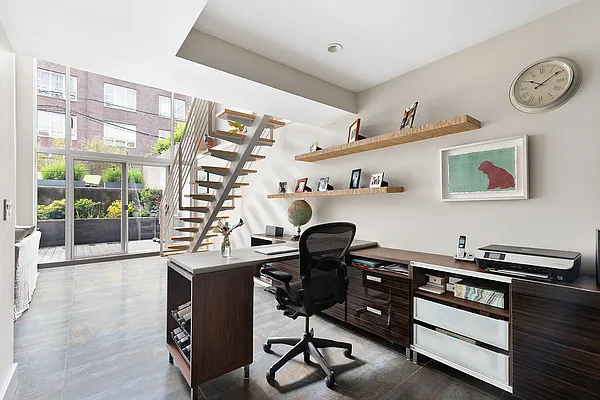 Sold by Compass | media 16