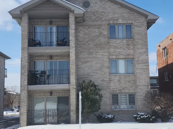 10620 Central Ave APT 3B, Chicago Ridge, IL 60415