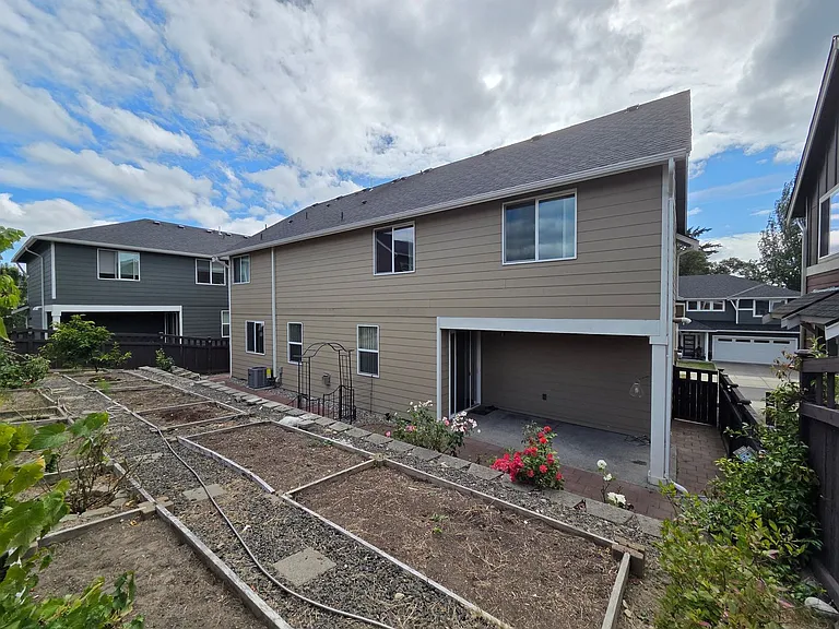 2524 Jacaranda Ave — Photo 38