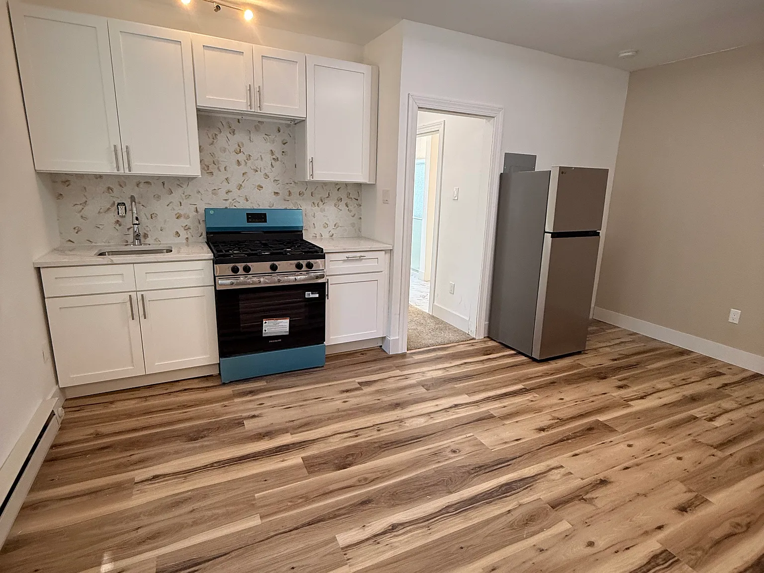 1 bed, 505 sqft, $1,500 — Photo 2