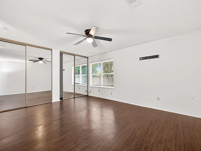 6203 Downwood Forest Dr — Photo 24